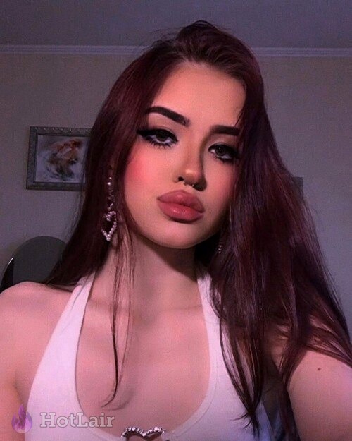 Naked model in ultimate sensual pose